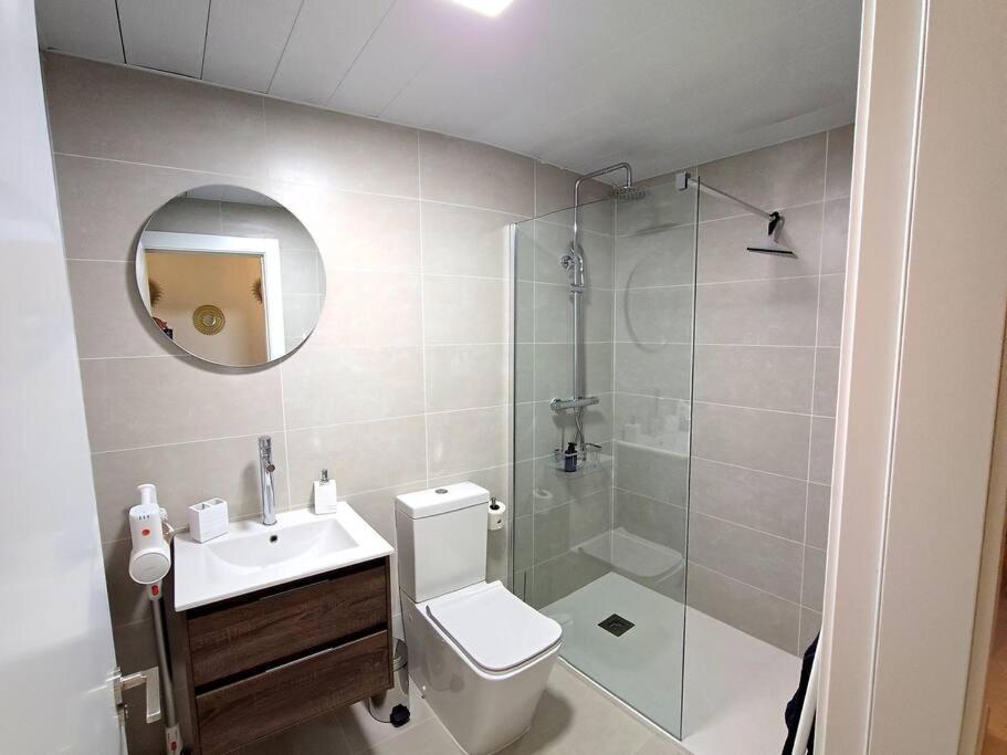 Apartament Samuel Luxury 2bedroom Apartment, Large Patio, Free Wifi And Private Parking By Namaste Elite