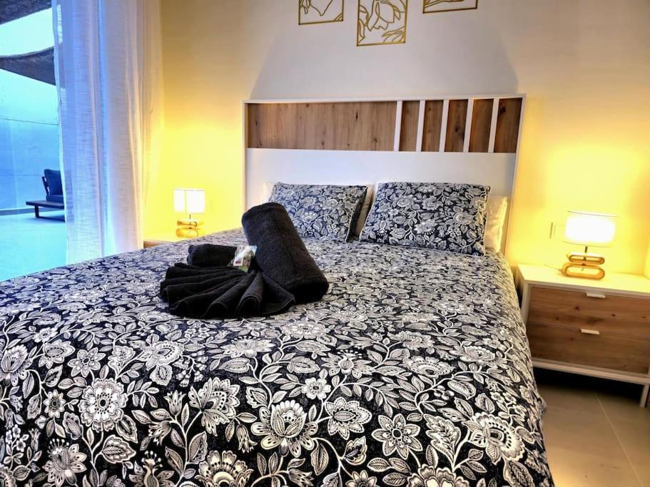 Apartament Samuel Luxury 2bedroom Apartment, Large Patio, Free Wifi And Private Parking By Namaste Elite *